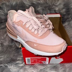 Nike Waffle One ESS Women Shoe Size 7.5 Pink Oxford Rose